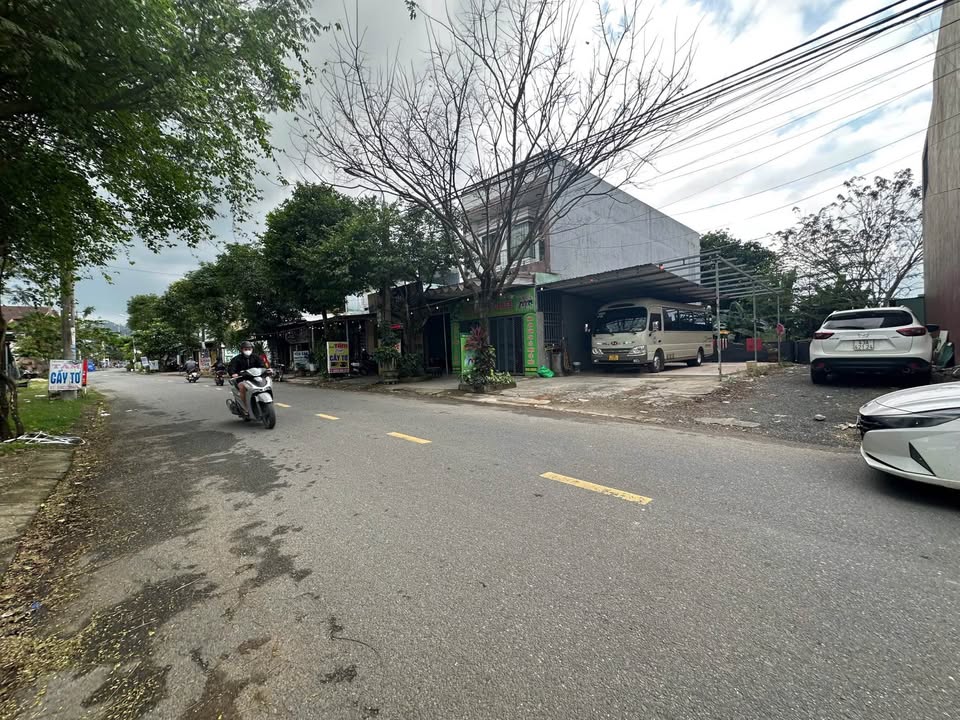 Đất nền Hòa Sơn, Hòa Vang, Đà Nẵng 100m² giá 3.6 tỷ - Cơ hội đầu tư hấp dẫn!