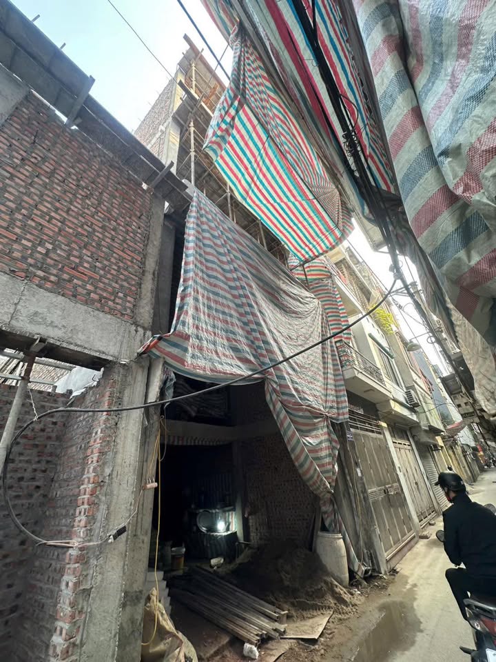 Nhà 5 tầng đường Kiến Hưng, Hà Đông 51m² giá 12,8 tỷ - Ô tô đỗ cửa ngay!