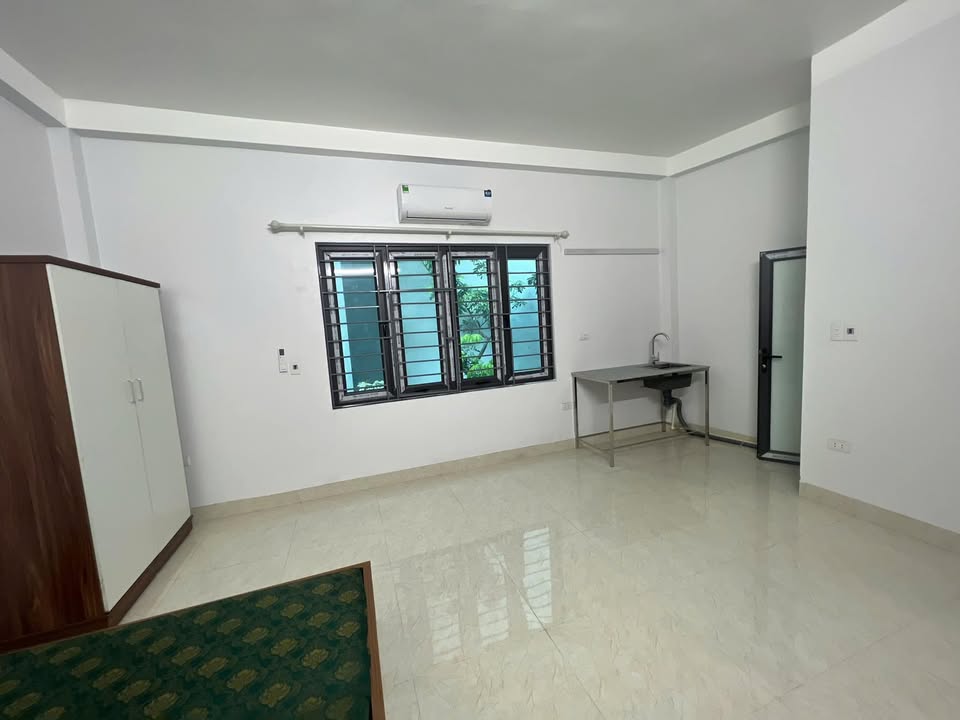 Cho thuê phòng tại Đông Thiên, Vĩnh Hưng 30m² giá 4 triệu - Full nội thất, tiện nghi!