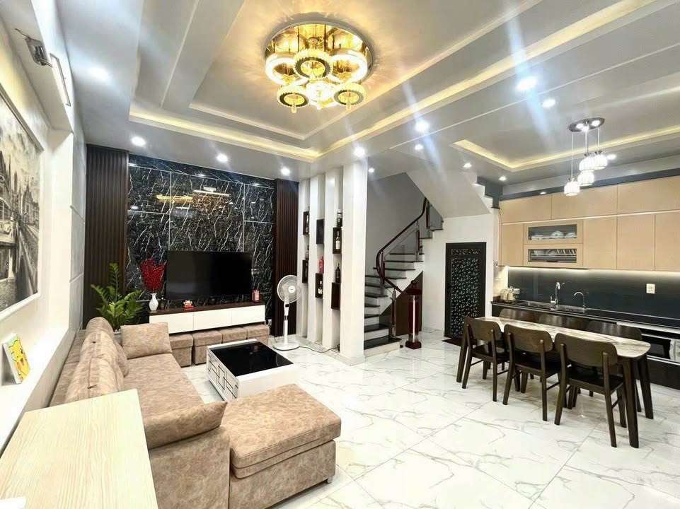 Nhà phố Lê Chân, Hải Phòng 48m² giá 2.69 tỷ - Đầy đủ tiện nghi, sẵn sàng vào ở ngay!