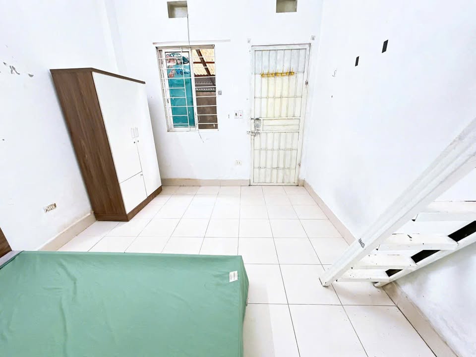 Phòng cho thuê tại Hồ Tùng Mậu, Bắc Từ Liêm - Giá chỉ 3.5 triệu/tháng, vào ở ngay!
