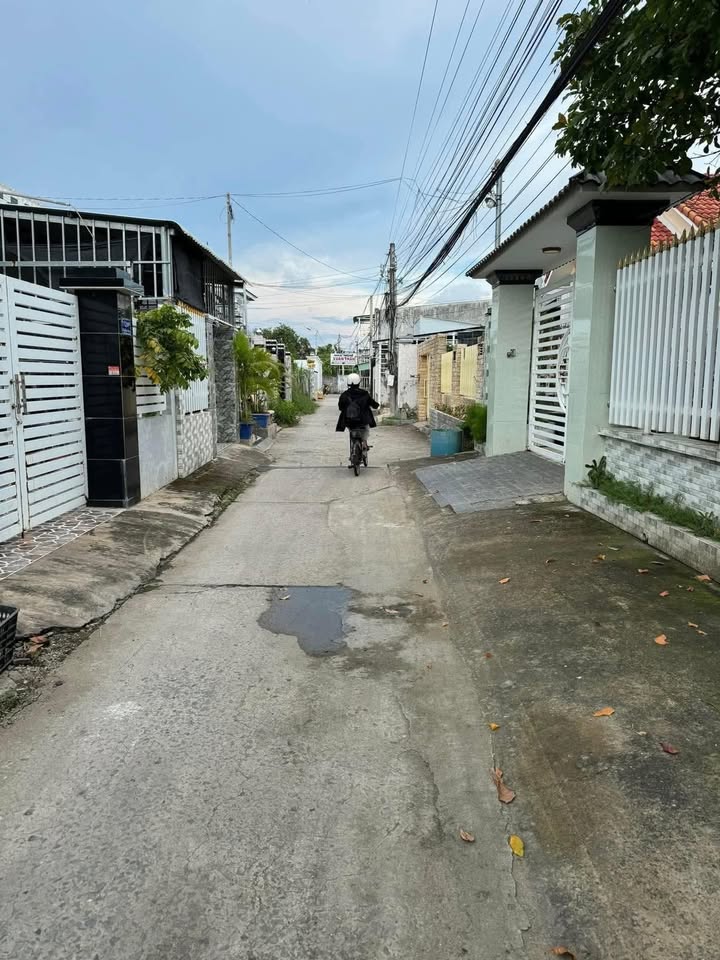 Đất nền Gò Công 299m² giá 1.3 tỷ - Sổ hồng chính chủ, đầu tư sinh lời!