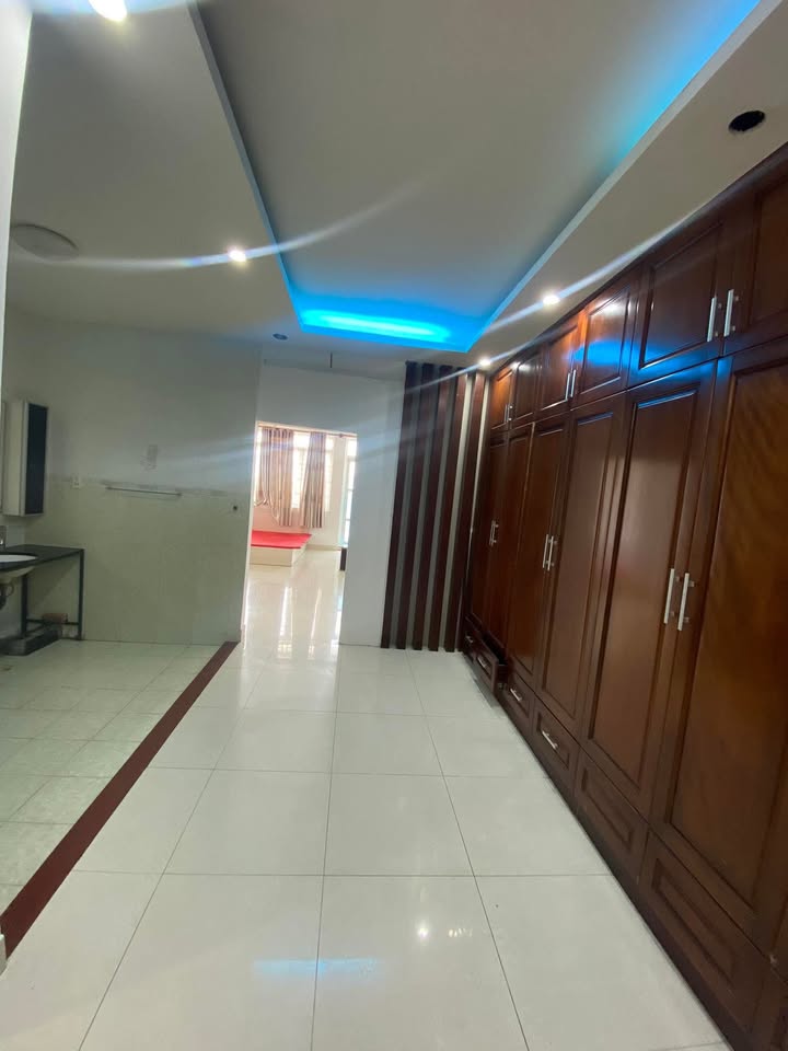 Cho thuê phòng trọ Q.7 - 71 Phạm Hữu Lầu giá 5.9 triệu - Tiện nghi đầy đủ, an ninh 24/7