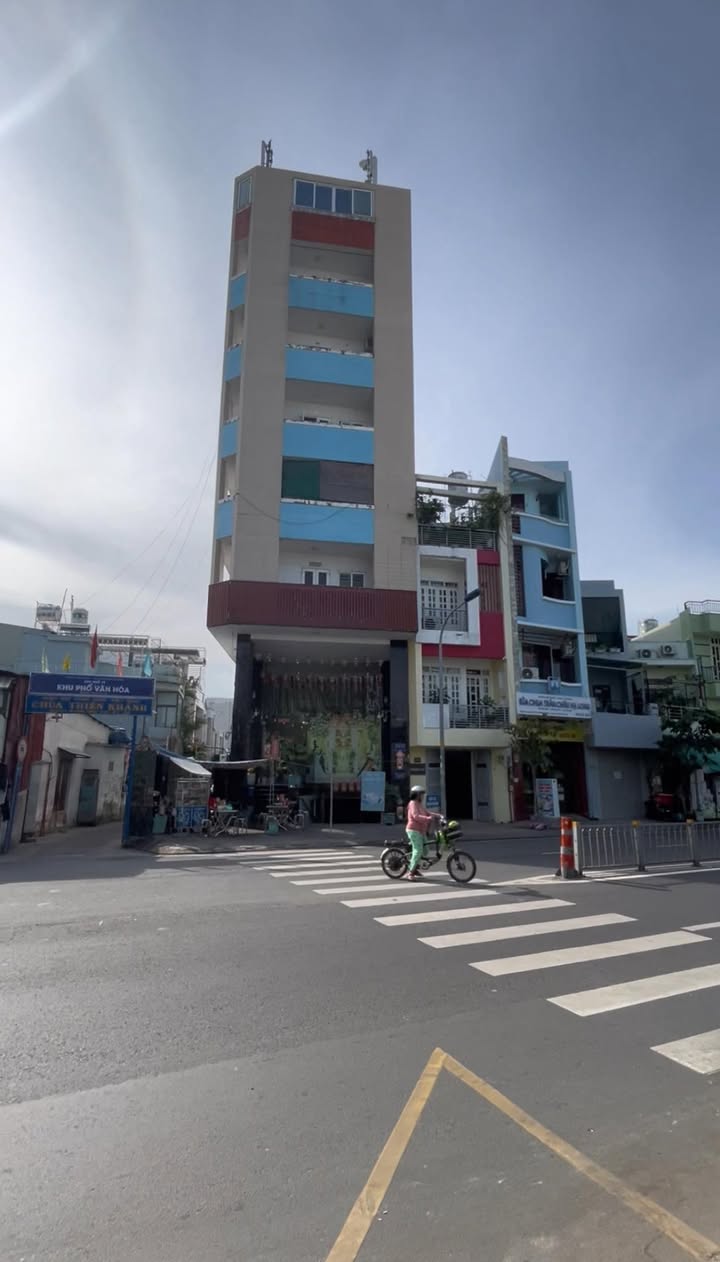 Nhà phố mặt tiền Phạm Văn Chí quận 6, 76m² giá 15 tỷ - Pháp lý sổ hồng đầy đủ!