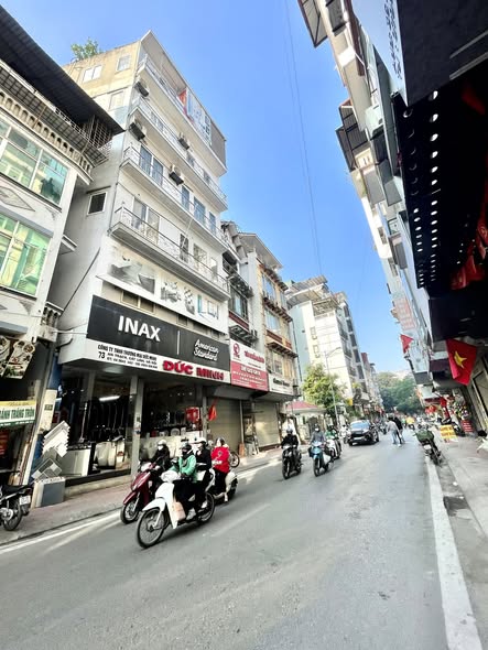 Nhà mặt phố Cát Linh - An Trạch 50m² giá 29 tỷ - Đầu tư sinh lời ngay!