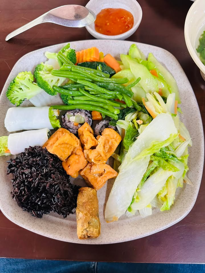 Đất nền Tân Hưng 100m² giá 2.8 tỷ - Sổ đỏ chính chủ, cơ hội đầu tư tuyệt vời!