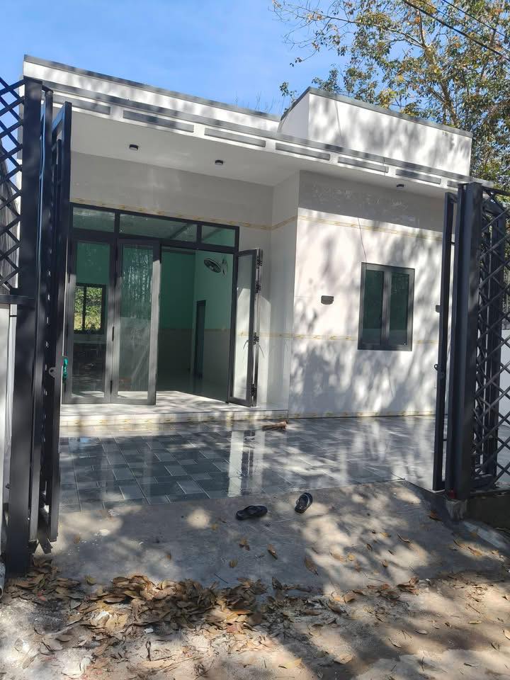 Nhà riêng An Điền, Bến Cát 84m² giá 1.5 tỷ - Sắp hoàn thiện, chỉ cần dọn vào ở!