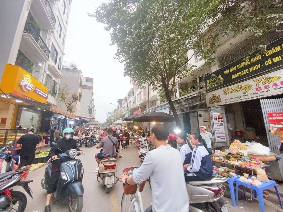 Đất dịch vụ Trạm Trôi Hoài Đức 195m² giá 2.955 tỷ - Lô góc mặt tiền rộng, đầu tư sinh lời!