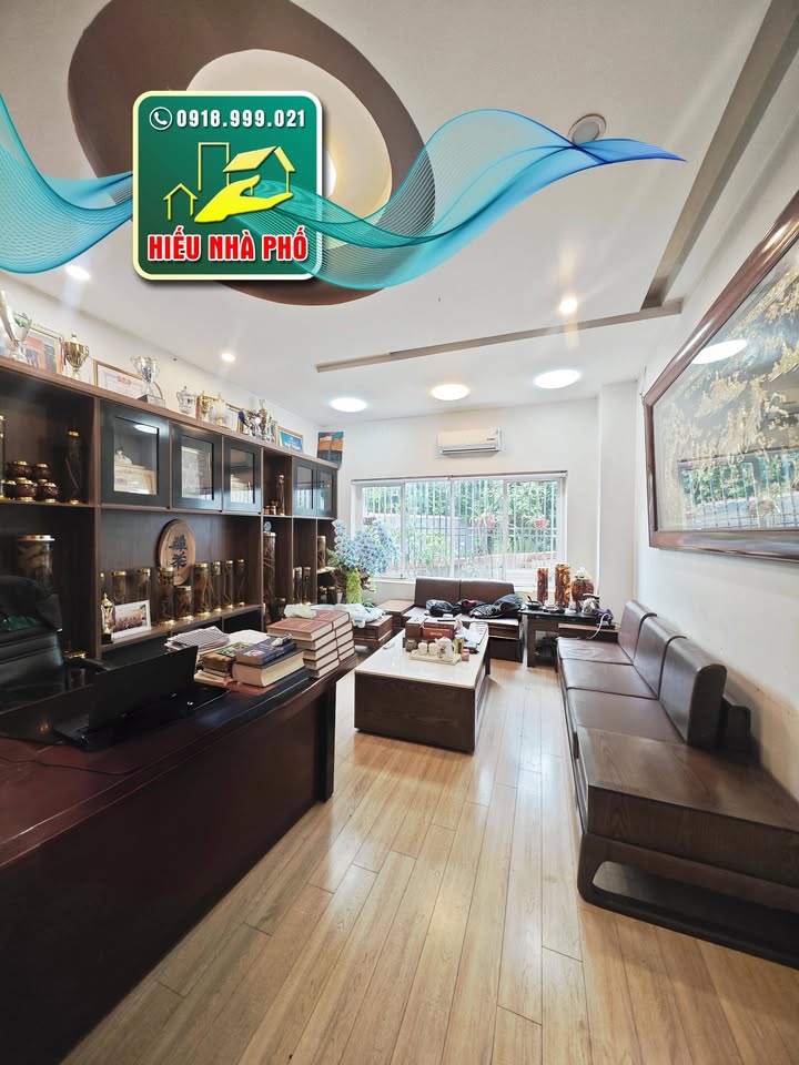 Nhà mặt trục chính Lương Văn Nắm, 72m² - Phù hợp kinh doanh, giá thỏa thuận!