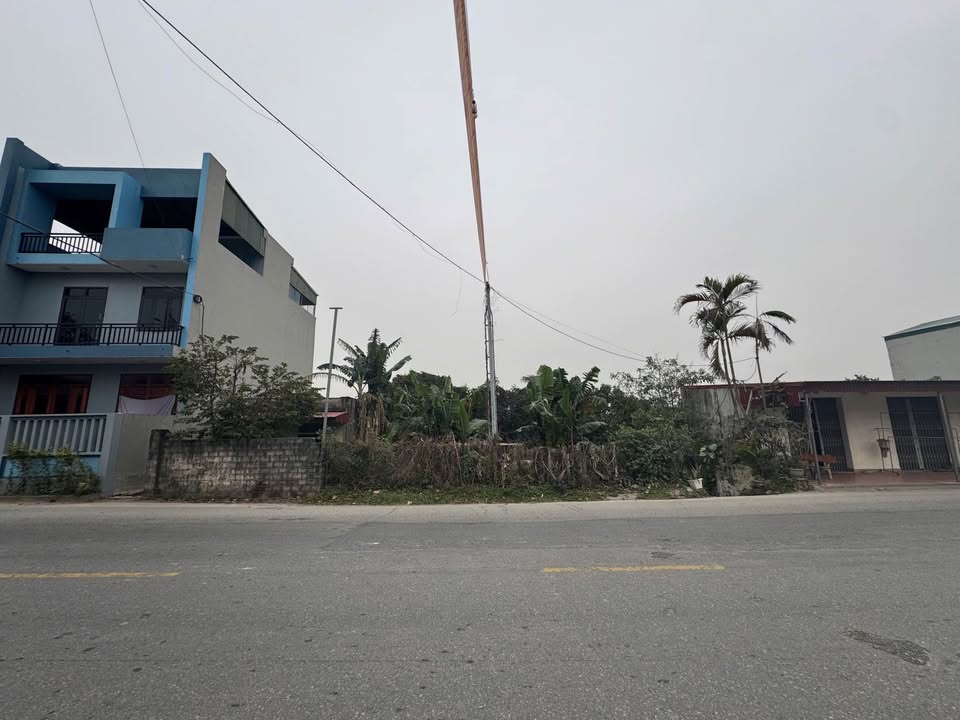 FrontHouse Quốc lộ 45, Phường Đông Tiến, 82.6m² giá 900 triệu - Kinh doanh siêu lợi nhuận!