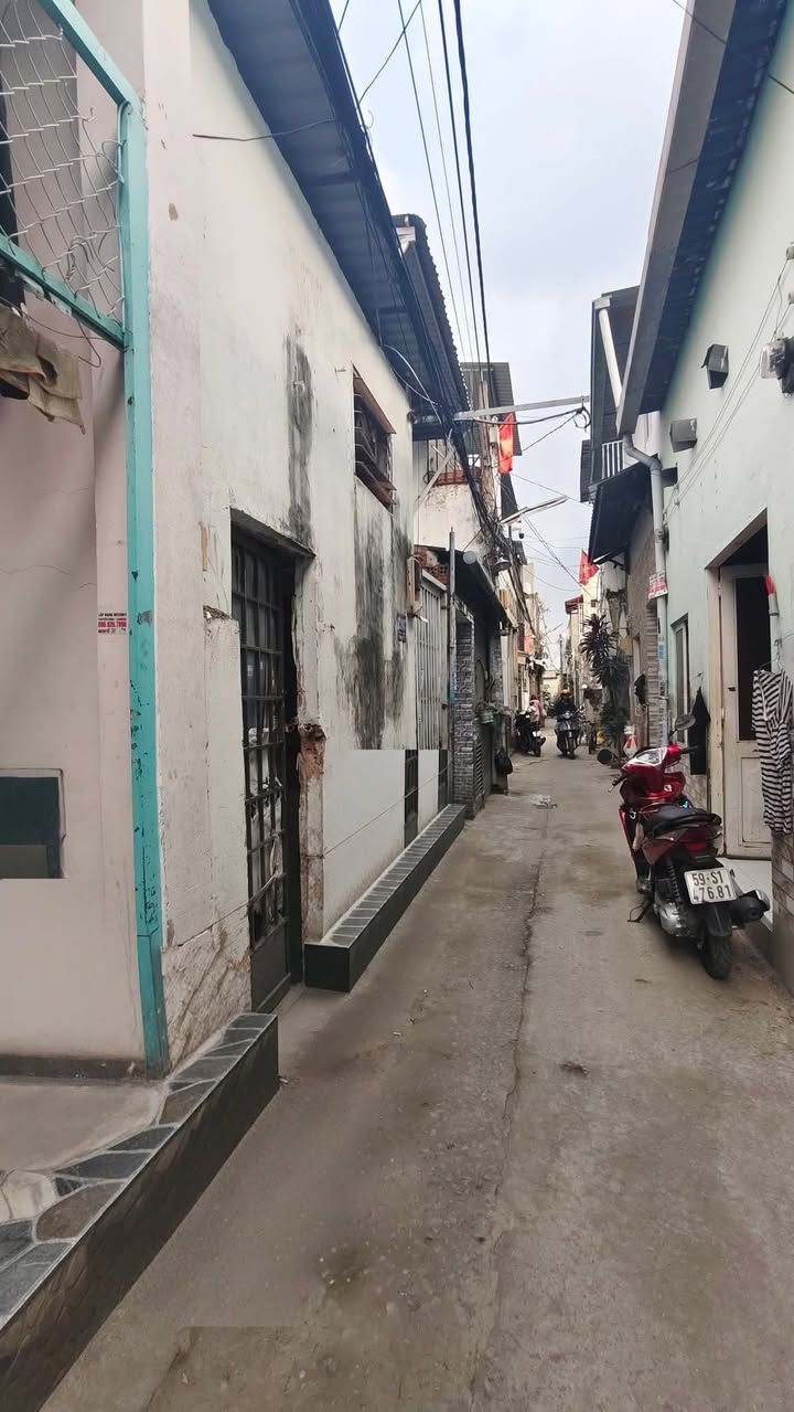 Dãy trọ 4 phòng Hiệp Bình Phước 48m² giá 3.55 tỷ - Cơ hội đầu tư tuyệt vời!