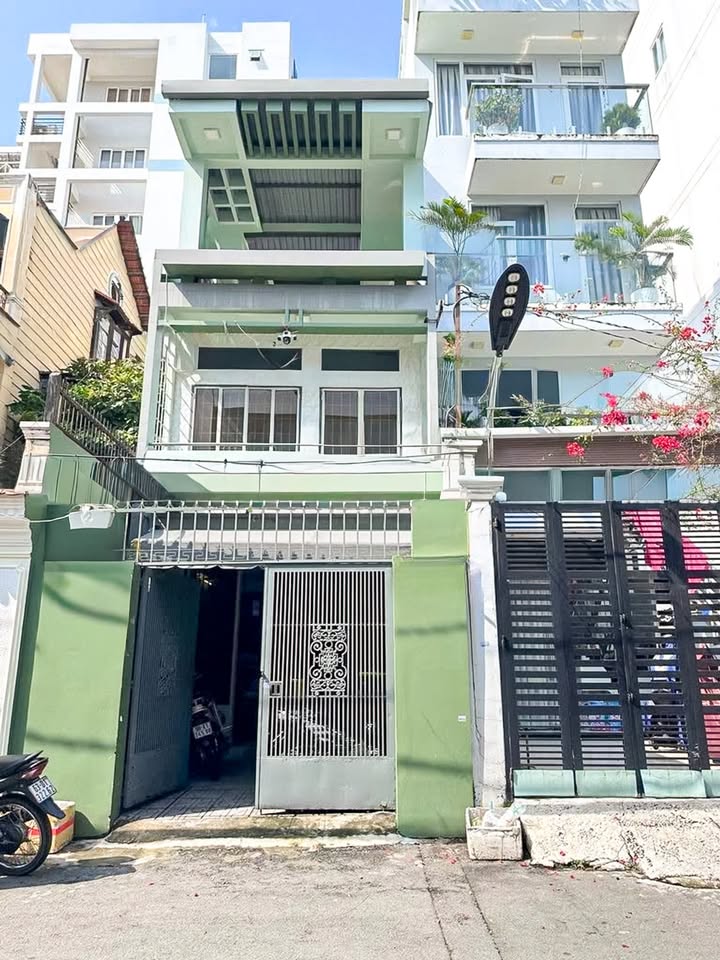 Cho thuê mặt bằng kinh doanh hẻm đường Thành Thái Q10, 40m² chỉ 26 triệu - Không gian linh hoạt cho thương hiệu!