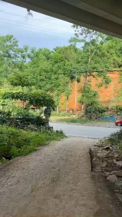 Đất sản xuất 4.200m² tại Pom Hán, Lào Cai - Giá chỉ 1.5 tỷ, sẵn sàng đầu tư!