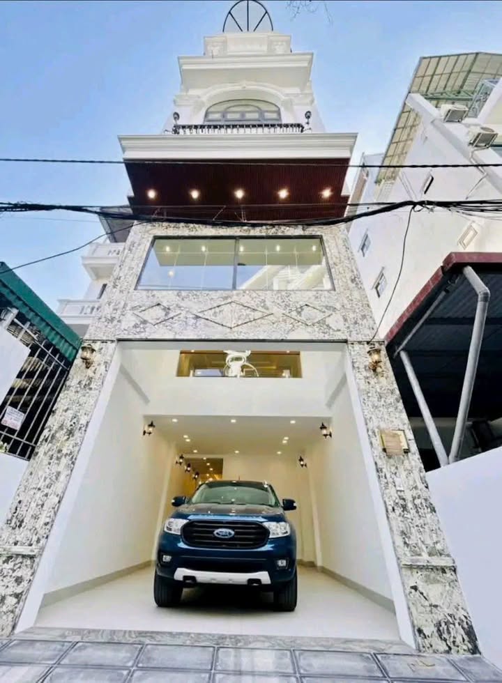 Nhà 6 tầng Thạch Bàn 90m² giá 15 tỷ - Chính chủ, oto vào tận nhà!