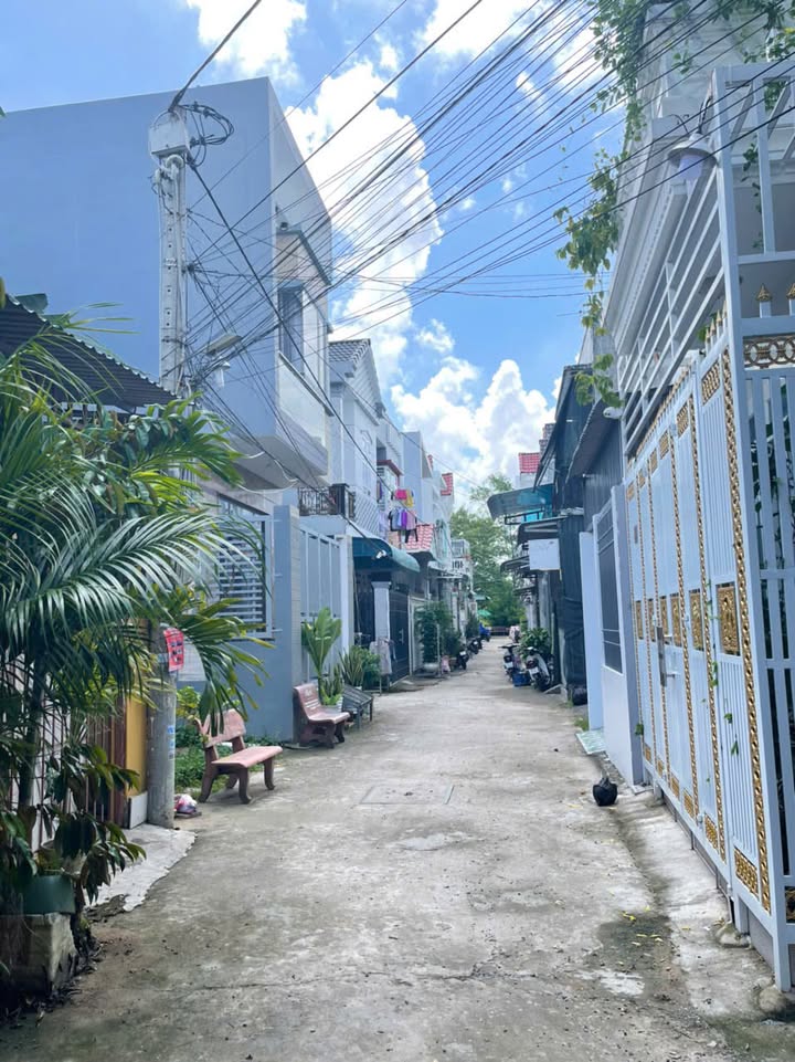 Nhà phố Cái Răng 58m² giá chỉ 2.25 tỷ - Chính chủ bán gấp!