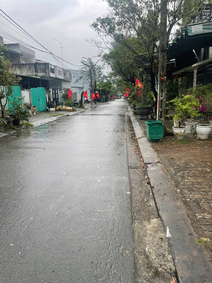 Nhà mặt tiền đường Trà Na 4, quận Liên Chiểu, Đà Nẵng 75m² giá 3.2 tỷ - Đầu tư sinh lời ngay!