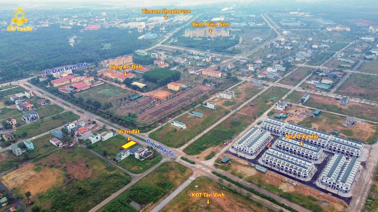 Đất nền 200m² mặt tiền đường Lý Thái Tổ, Đông Hà - Giá sốc 2.4 tỷ!