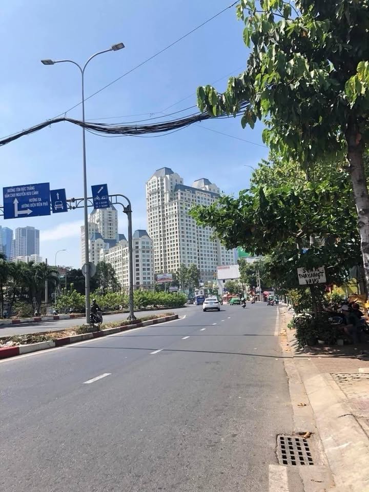 Nhà riêng đường Nguyễn Hữu Cảnh, Bình Thạnh 114m² giá 10.48 tỷ - Vị trí đắc địa, tiềm năng tăng giá!