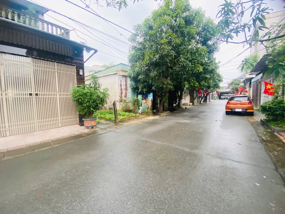 Bán đất tặng nhà cấp 4 ngõ đường Huy Tự, phường Thành Sen 107m² giá 3 tỷ - Vị trí đắc địa cho thuê ngay!