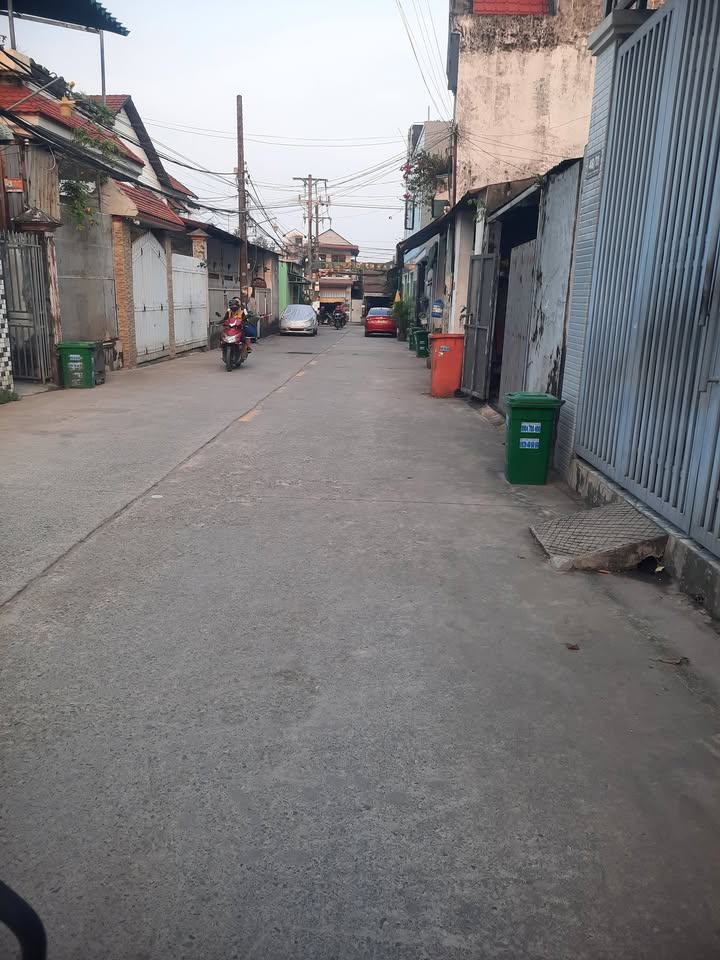 Nhà 2 tầng Long Hưng, Biên Hòa 140m² giá 4 tỷ - Gần trường học, tiện ích đầy đủ!