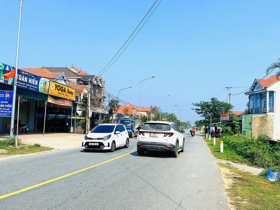 Đất nền Nghi Xuân 100m² giá 2 tỷ - Kinh doanh đa nghề thuận lợi!