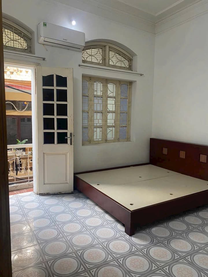 Căn Studio Chính Kinh 30m² giá 4.2 triệu - Full nội thất, sẵn sàng vào ở!