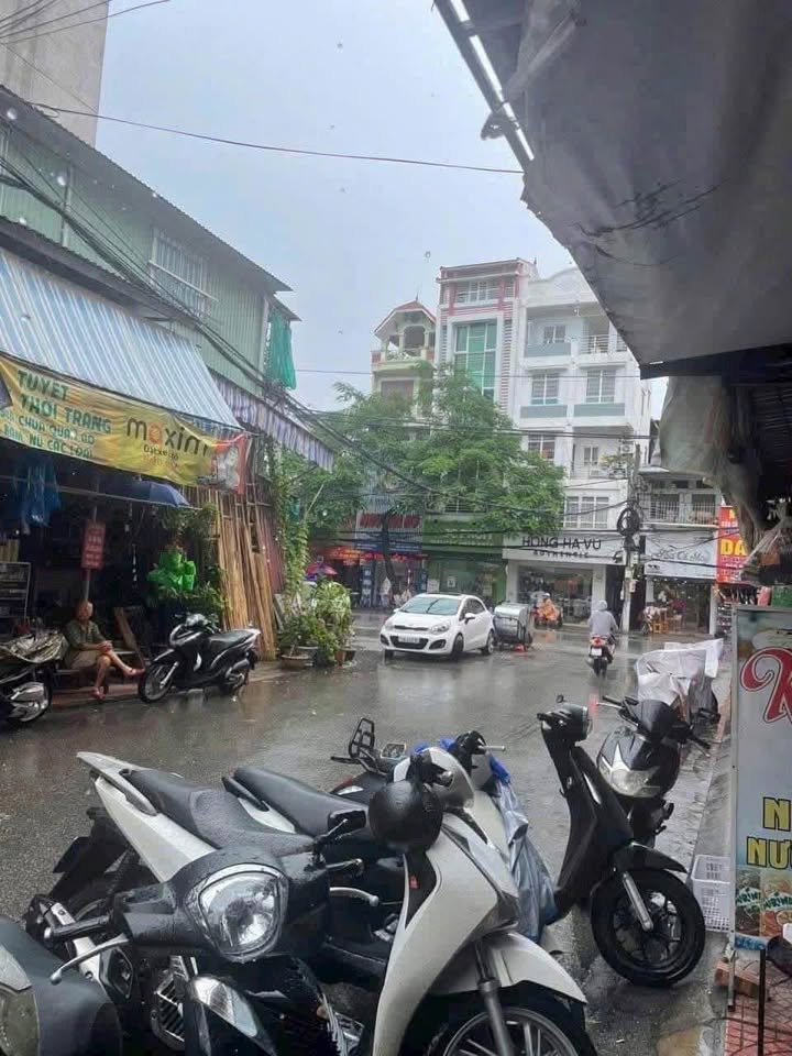 Nhà tầng 1 mặt đường Tô Hiệu, Hải Phòng 65.7m² giá 2.75 tỷ - Kinh doanh thuận lợi!