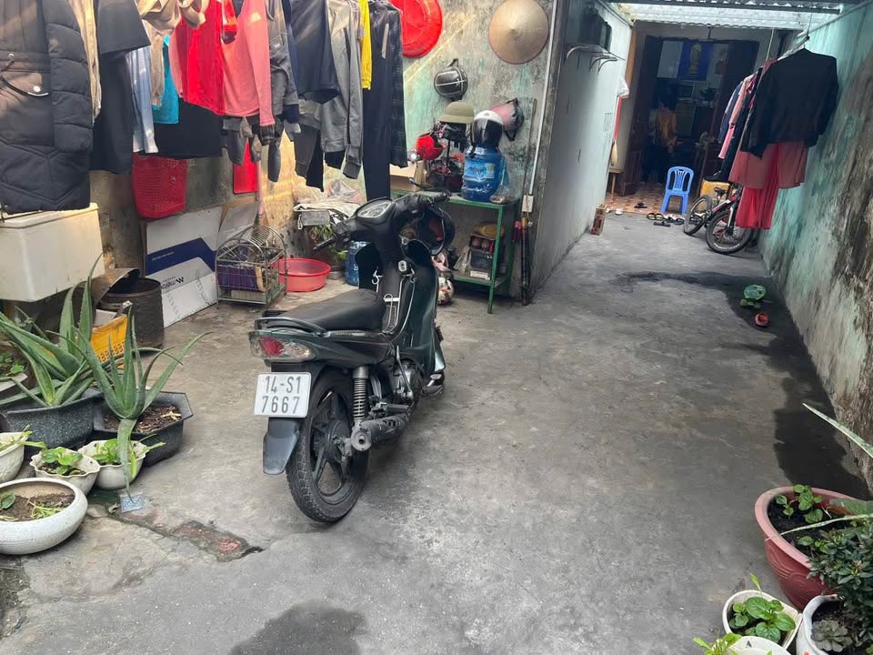 Nhà cấp 4 102m² tại phường Cẩm Bình giá 1.5 tỷ - Hướng chính Nam, sẵn sàng ở ngay!