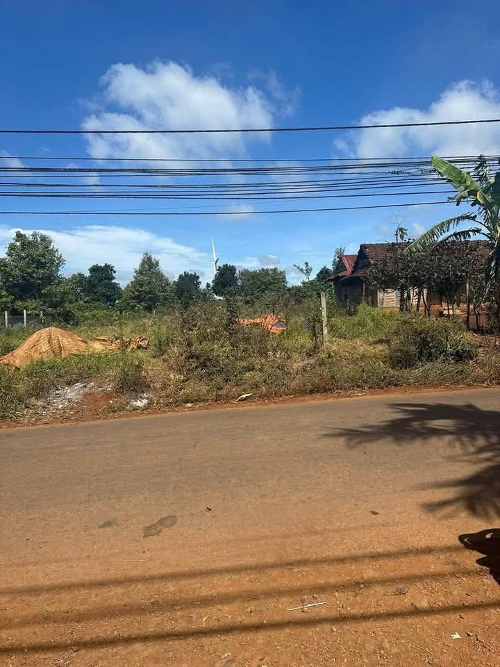 Đất nền Buôn Drah, Krông Buk 1000m² giá 150 triệu - Vị trí kinh doanh sầm uất!