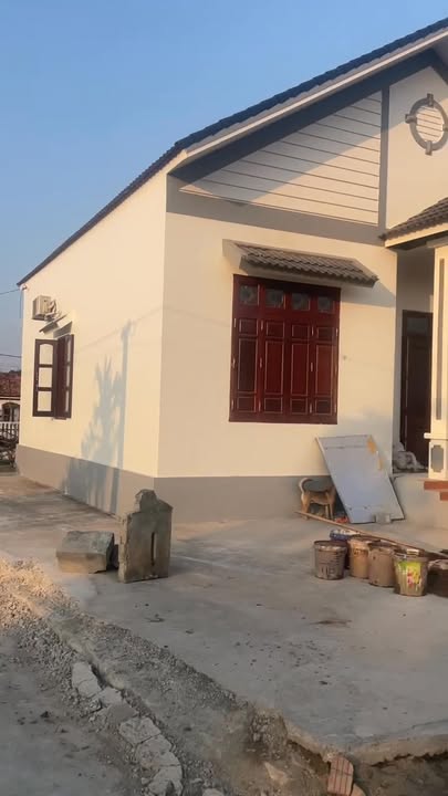 Nhà mái Thái Nghĩa Phú 299m² giá 1.85 tỷ - Sổ đỏ chính chủ!