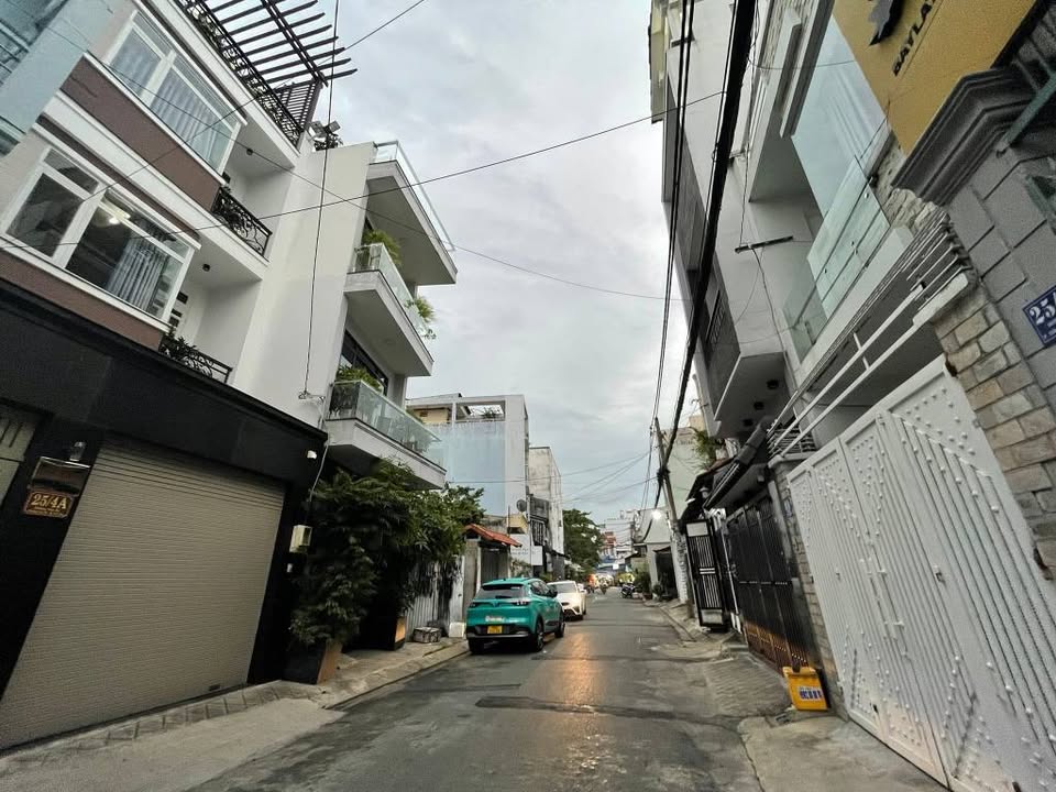 Nhà 5 tầng Sơn Kỳ 41m² giá 6.3 tỷ - Hẻm xe hơi kinh doanh lý tưởng!