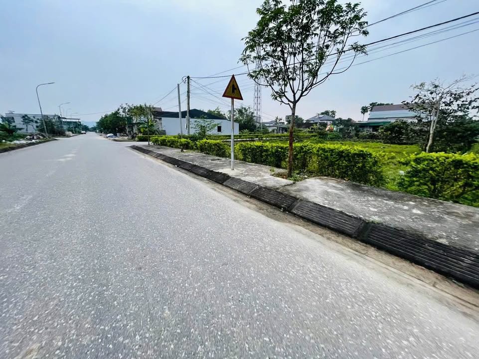 Đất nền Thạch Đài 176m² giá 3.7 tỷ - Cơ hội đầu tư giá rẻ