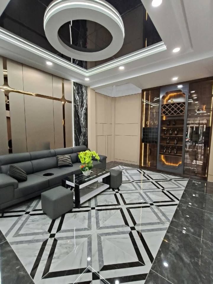 Nhà phố Tân Bình 64m² giá 13 tỷ - Sát mặt tiền kinh doanh đỉnh!