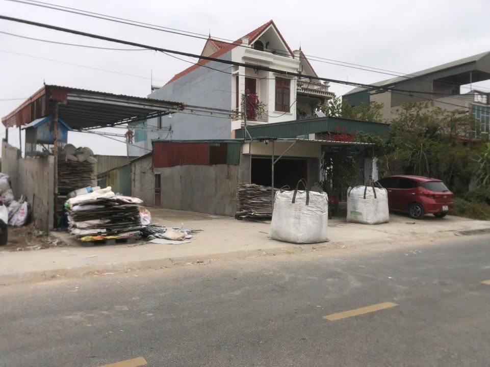 Đất mặt đường trục chính xã Gia Lương 112,5m² giá 2 tỷ - Kinh doanh thuận lợi!