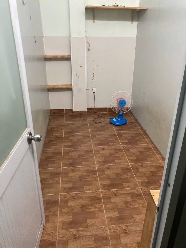 Phòng trọ cho thuê tại 21 Trường Sơn, Q. Tân Bình - Giá chỉ 1.79 triệu/tháng!