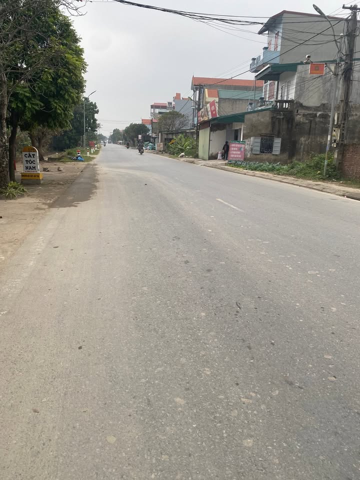 Bán đất mặt đường 56 Yên Lương 100m² giá 2 tỷ - Đầu tư sinh lời ngay!