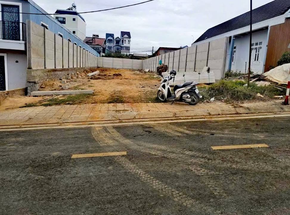 Đất biệt thự mặt tiền Đường Tây Sơn, Phường Lang Biang, 600m² giá 12 tỷ - Cơ hội đầu tư tuyệt vời!