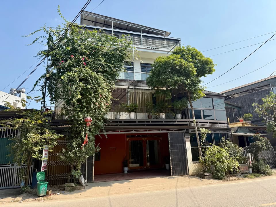 Nhà riêng tại cổng chợ Z115 - Quyết Thắng 92m² giá 4 tỷ - Nội thất gỗ cao cấp!