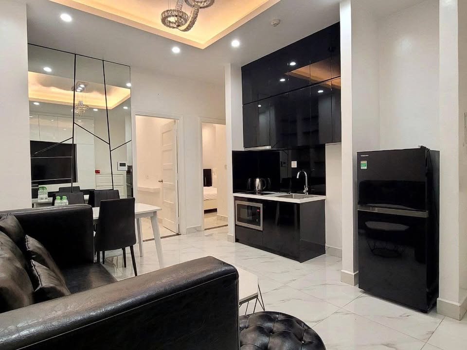 Căn hộ dịch vụ Nguyễn Văn Thủ Quận 1 2PN giá thỏa thuận - Full nội thất cao cấp, vào ở ngay!