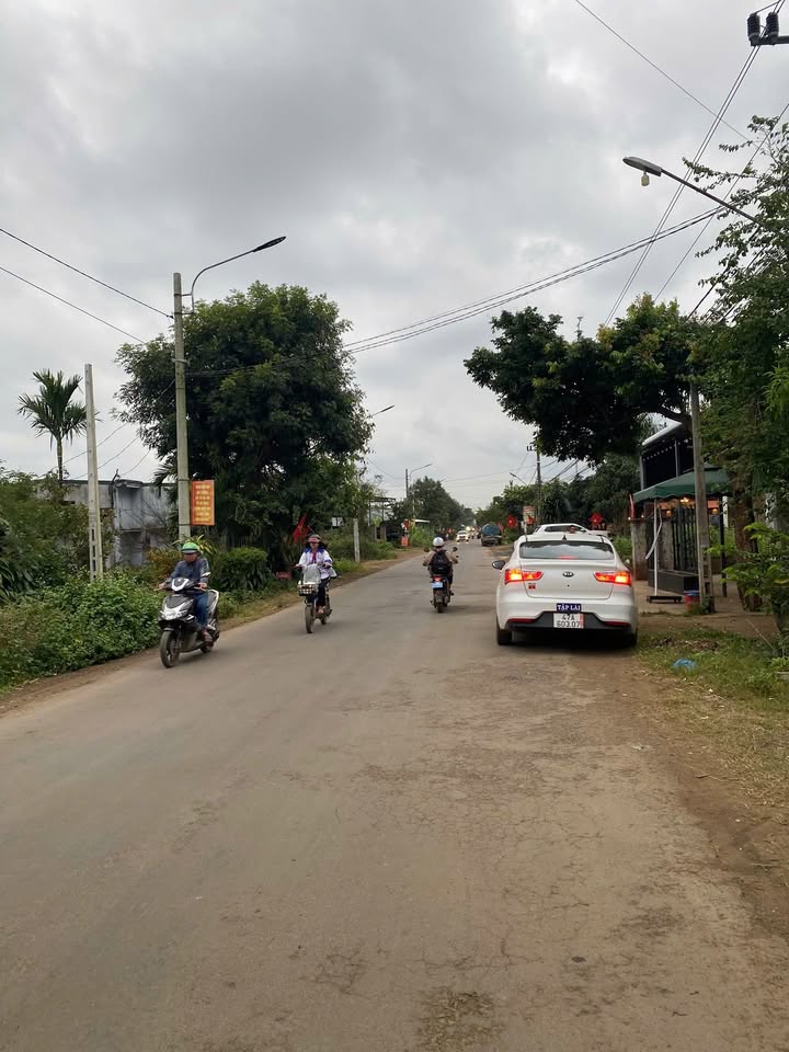 Đất nền Ea Kly 364m² giá 3 tỷ - Vị trí kinh doanh đắc địa!