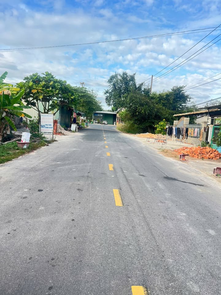 Đất nền Bến Cát Bình Dương 215m² giá 1.5 tỷ - Cơ hội đầu tư sinh lời!