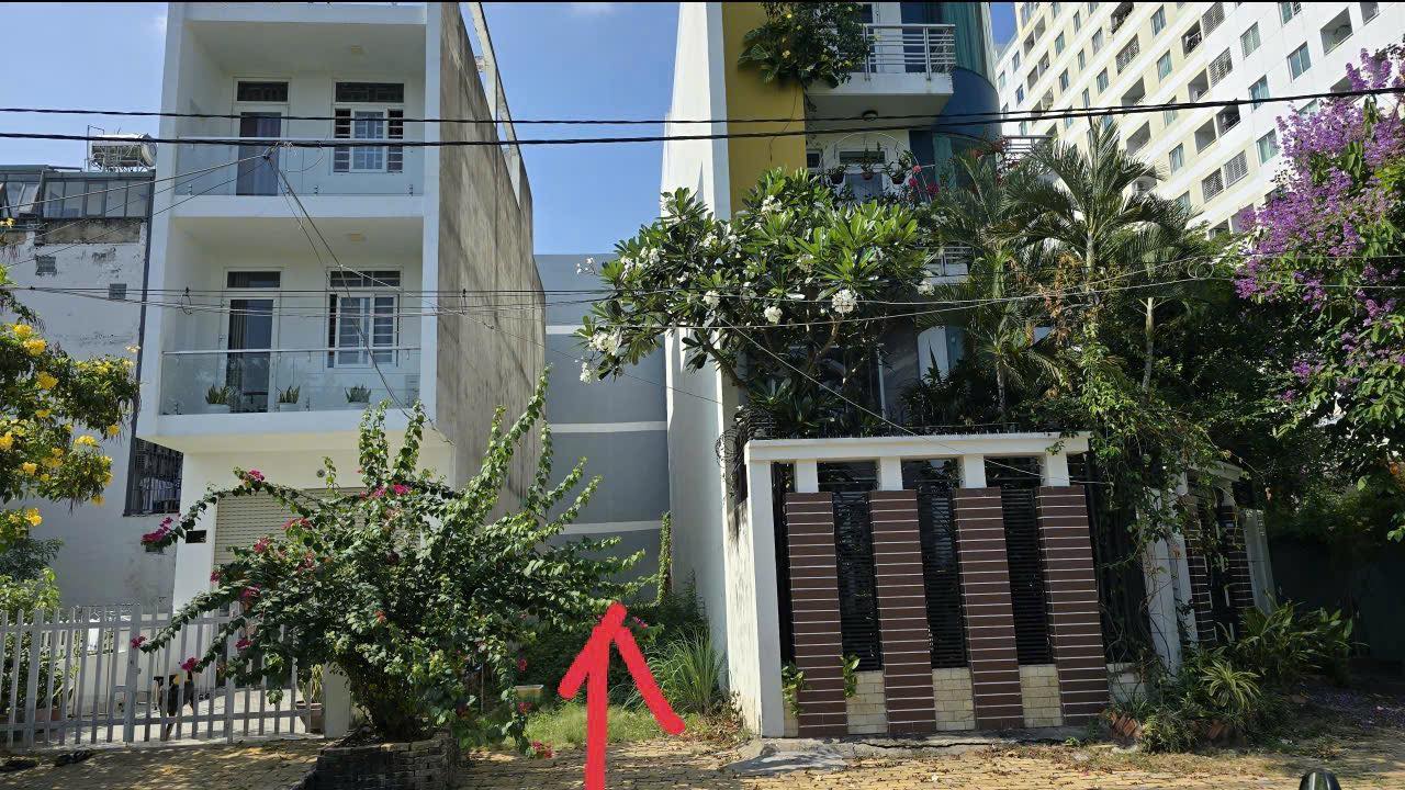 Bán đất khu Phú Mỹ Chợ Lớn Quận 7 diện tích 92m² - Cơ hội đầu tư tuyệt vời!