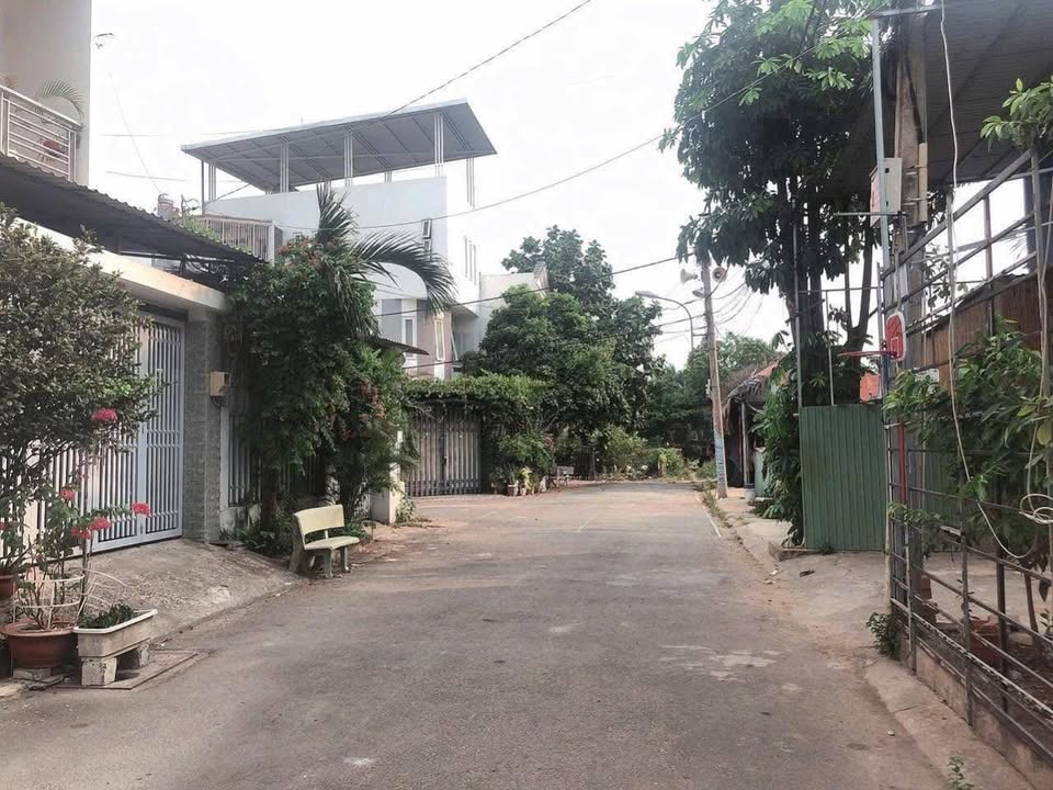 Lô đất đường 102 Tăng Nhơn Phú A 75m² giá 5.35 tỷ - Vị trí đắc địa, xây dựng tự do!