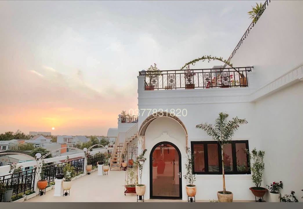 Khách sạn mặt tiền trung tâm Trà Vinh 174m² - Cơ hội đầu tư sinh lời!