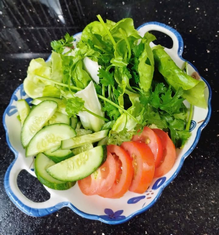 Nhà cho thuê nguyên căn mặt tiền đường Hai Bà Trưng, Quảng Ngãi - Không gian thoáng mát, giá chỉ 10 triệu/tháng!