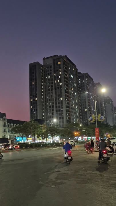 Townhouse Lacasta Văn Phú quận Hà Đông 73m² giá 21.5 tỷ - Cơ hội đầu tư hiếm có!