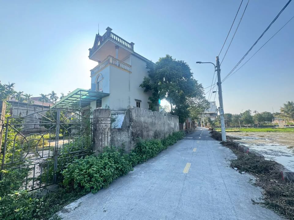 Đất nền Trịnh Xá, Phủ Lý 780m² giá 5,5 tỷ - Nhà 2 tầng kiên cố, tiện nghi ở ngay!