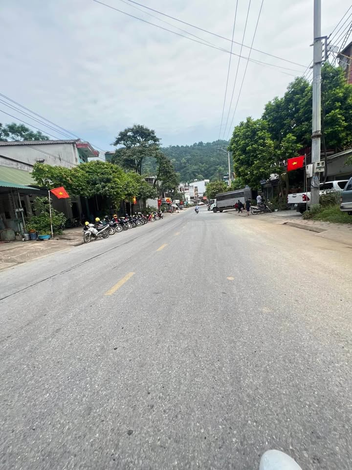 Mảnh đất 300m² tại phường Nguyễn Trãi, Hà Giang - Vị trí đắc địa cho kinh doanh!