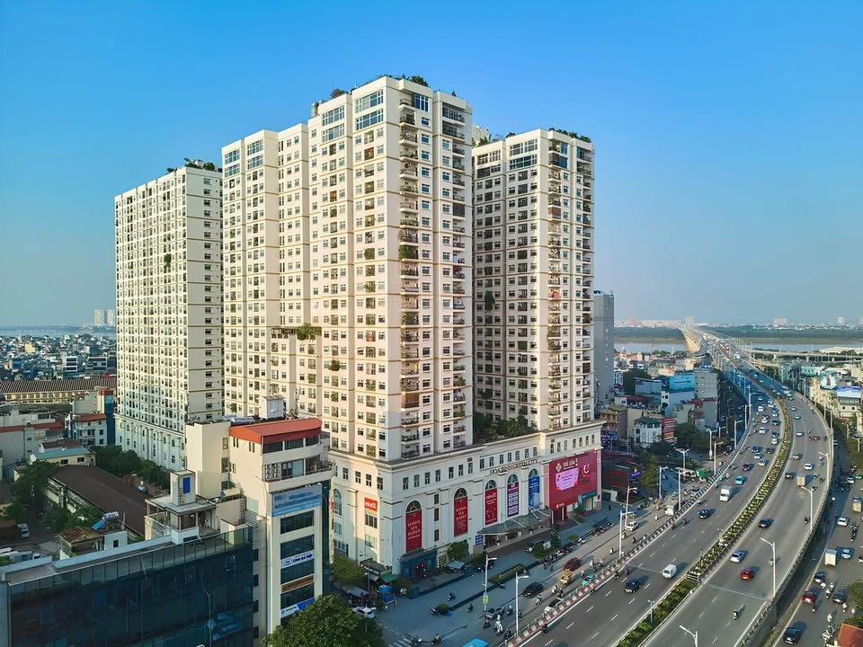 Mặt bằng kinh doanh Hòa Bình Green City Minh Khai 1330m² giá 465.5 triệu - Cơ hội đầu tư hấp dẫn!