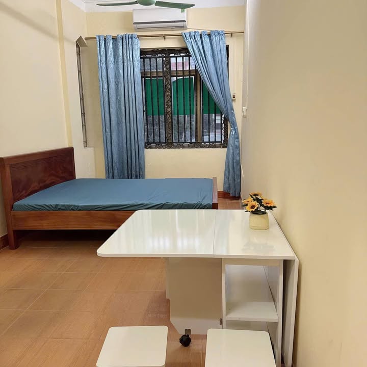 Căn hộ 2 phòng ngủ Nguyễn Chí Thanh 7 triệu - Chính chủ cho thuê ngay!